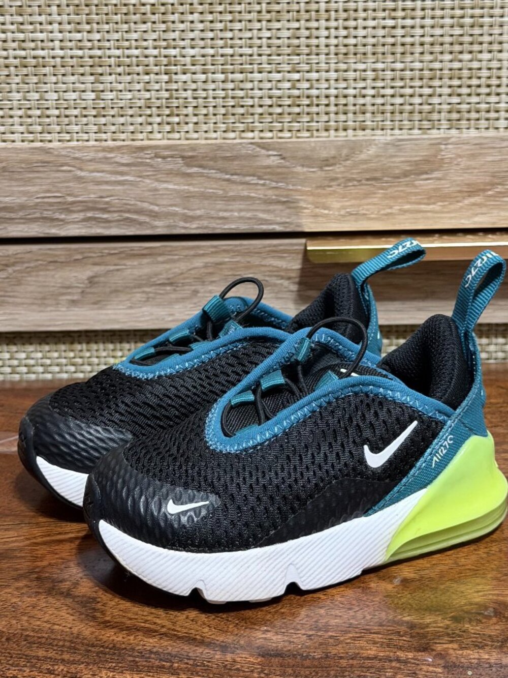 Nike Air Max 270 Toddler 6C ("Black Bright Spruce")